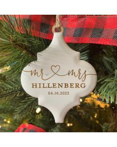 Personalized Engraved Newly Married Gift Christmas Mr and Mrs Ornament